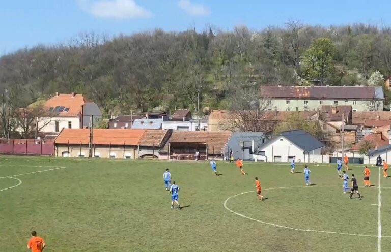 Etapă de poveste în Caraș-Severin: scoruri de handbal, meciuri scurte și fotbal jucat pe reprize… incomplete