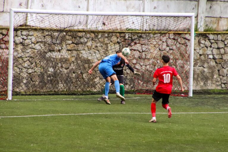 Liga a IV-a Caraș-Severin 2025/2026: între dominație totală, vise de promovare și supraviețuire prin credință și matematică
